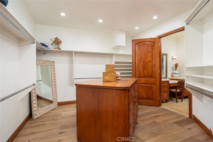 500 Avenida La Costa, San Clemente, California 92672