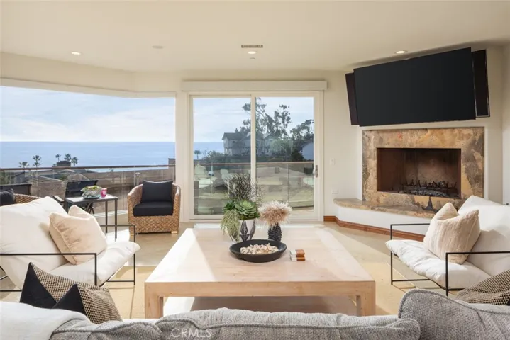 500 Avenida La Costa, San Clemente, California 92672