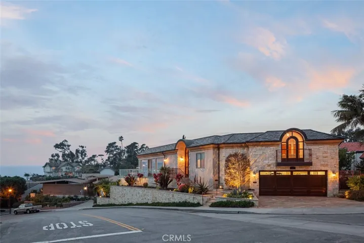 500 Avenida La Costa, San Clemente, California 92672