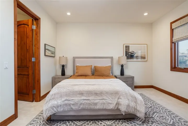 500 Avenida La Costa, San Clemente, California 92672