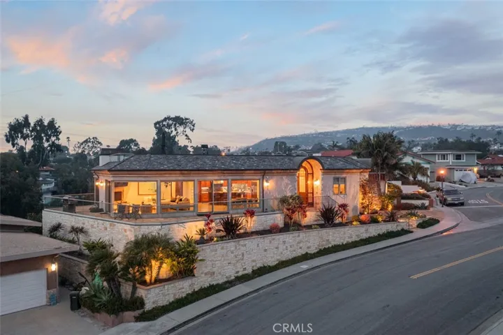 500 Avenida La Costa, San Clemente, California 92672
