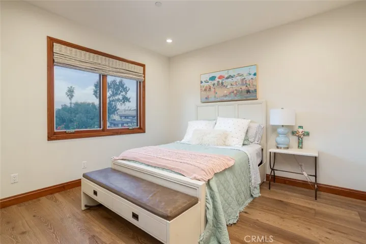 500 Avenida La Costa, San Clemente, California 92672