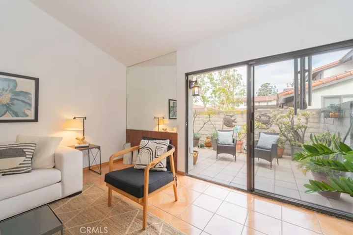 5066 E Atherton Street, Long Beach, California 90815