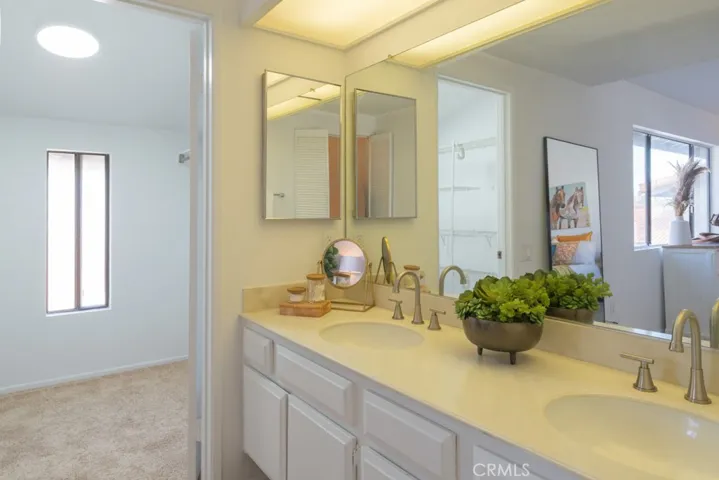 5066 E Atherton Street, Long Beach, California 90815