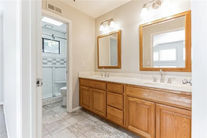 554 Forrest Bluff, Encinitas, California 92024