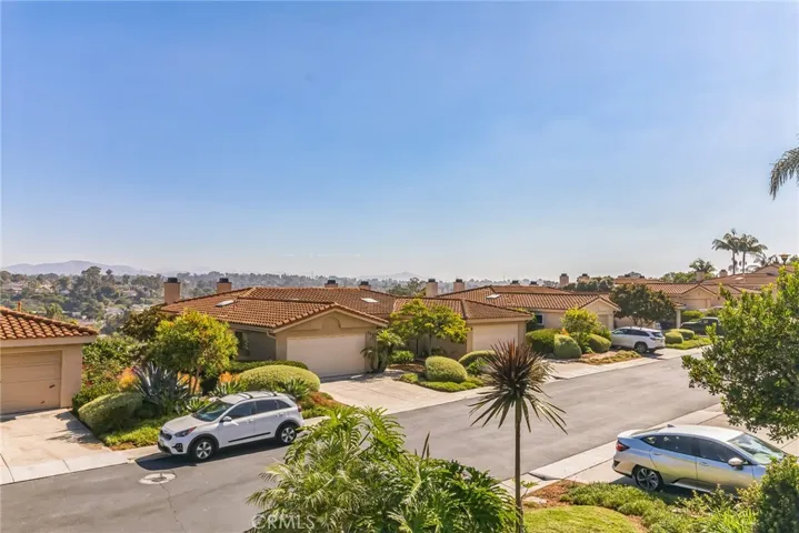 554 Forrest Bluff, Encinitas, California 92024