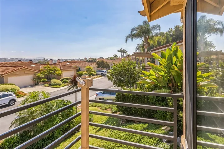 554 Forrest Bluff, Encinitas, California 92024