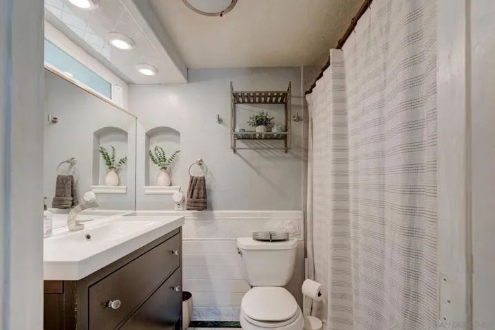 3040 Calypso Pl, San Diego, California 92106