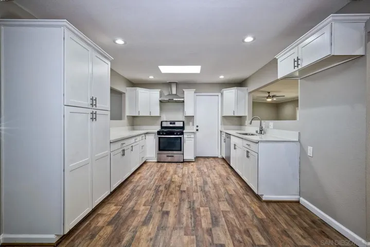 13725 Camino Susana, El Cajon, California 92021