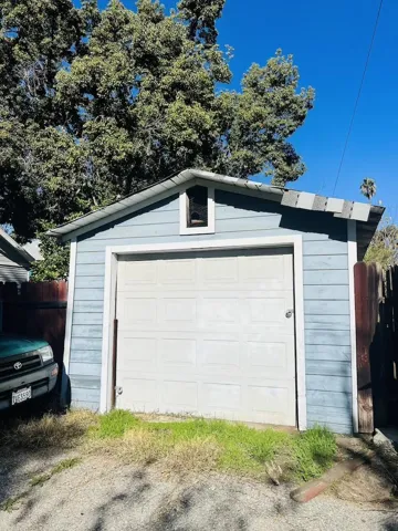 422 E Kingsley Ave, None, California 91767