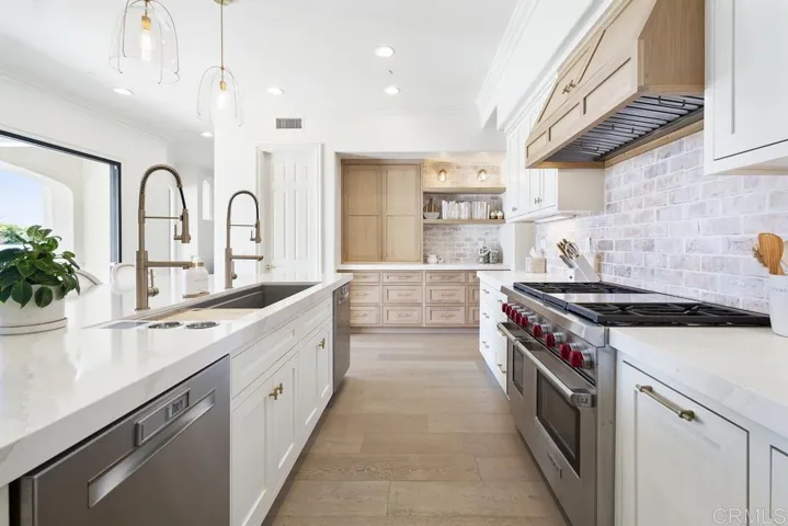 8 Corte Vizcaya, San Clemente, California 92673
