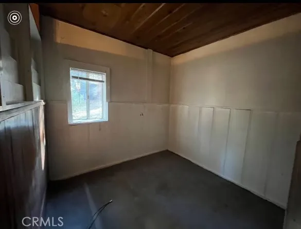 170 Victoria Lane, Sugarloaf, California 92386