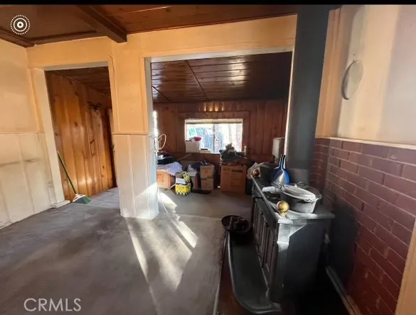 170 Victoria Lane, Sugarloaf, California 92386