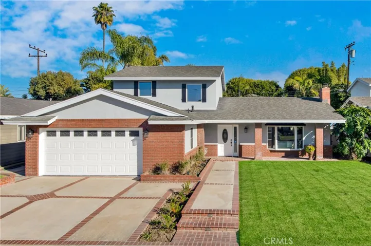 20872 Catamaran Lane, Huntington Beach, California 92646
