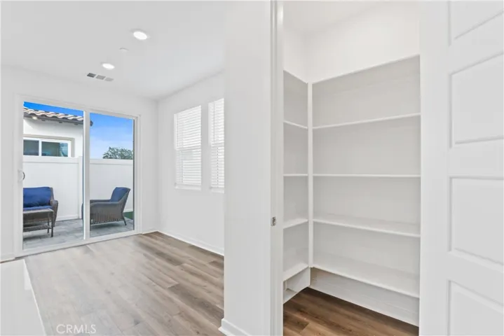 1442 Plaza Del Amo, Torrance, California 90501
