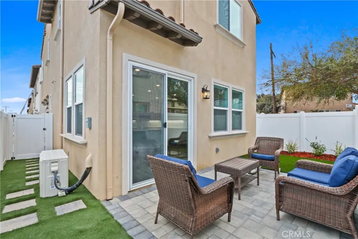 1442 Plaza Del Amo, Torrance, California 90501