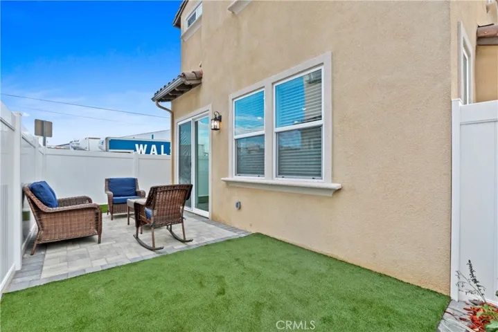 1442 Plaza Del Amo, Torrance, California 90501