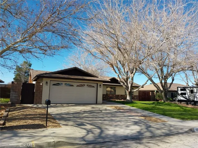 42843 Normandy Lane, Lancaster, California 93536