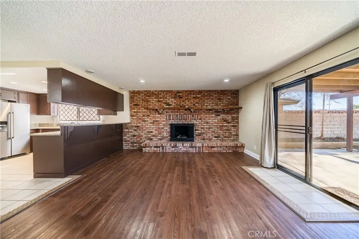 42843 Normandy Lane, Lancaster, California 93536