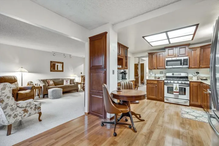 913 Burwood Way, Antioch, California 94509