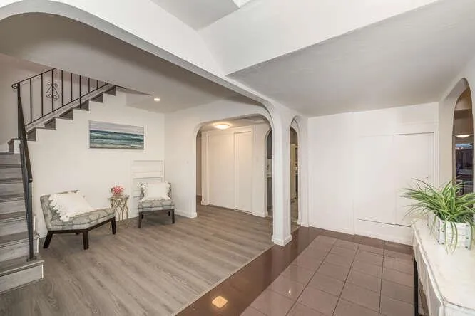 3253 Los Prados Street, San Mateo, California 94403