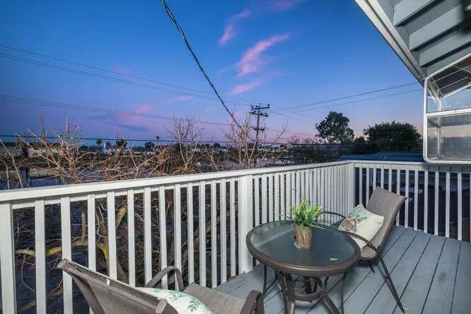 3253 Los Prados Street, San Mateo, California 94403