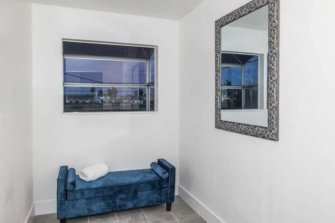 3253 Los Prados Street, San Mateo, California 94403