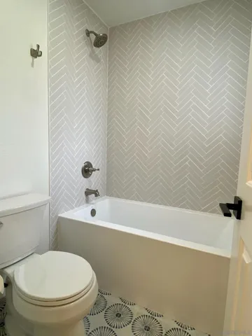 2923 Via Pepita, Carlsbad, California 92009