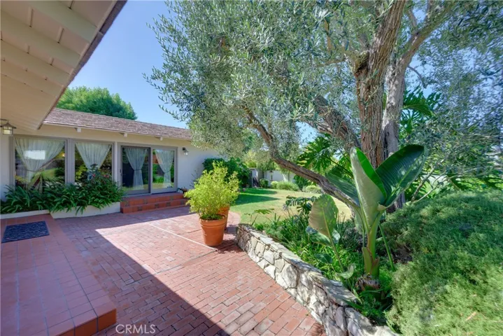 1545 Palos Verdes Drive W, Palos Verdes Estates, California 90274