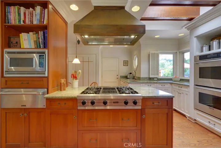 1545 Palos Verdes Drive W, Palos Verdes Estates, California 90274
