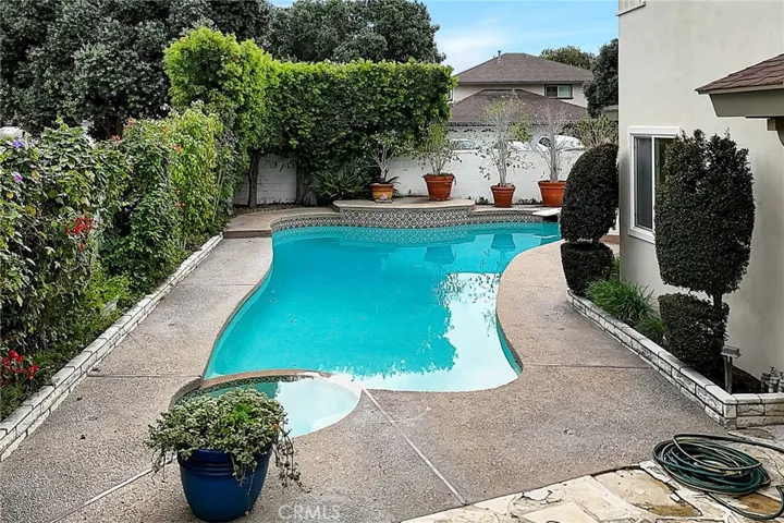 Large pool and spa with diving board