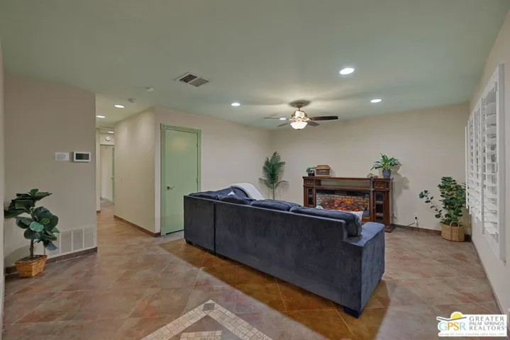 12950 Deodar Avenue, Desert Hot Springs, California 92240