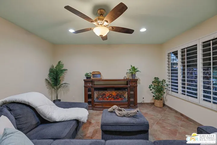 12950 Deodar Avenue, Desert Hot Springs, California 92240