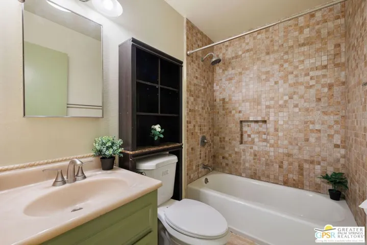 12950 Deodar Avenue, Desert Hot Springs, California 92240