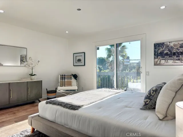 190 E Gainsborough Road, Thousand Oaks, California 91360