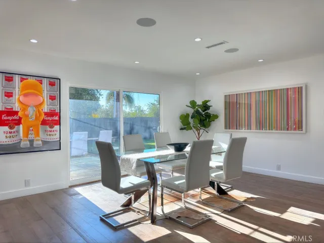 190 E Gainsborough Road, Thousand Oaks, California 91360
