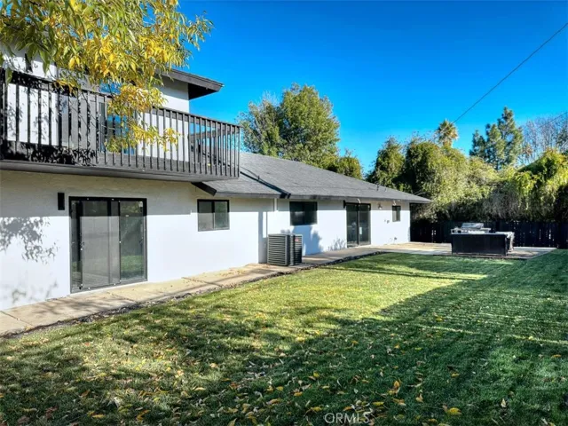 190 E Gainsborough Road, Thousand Oaks, California 91360