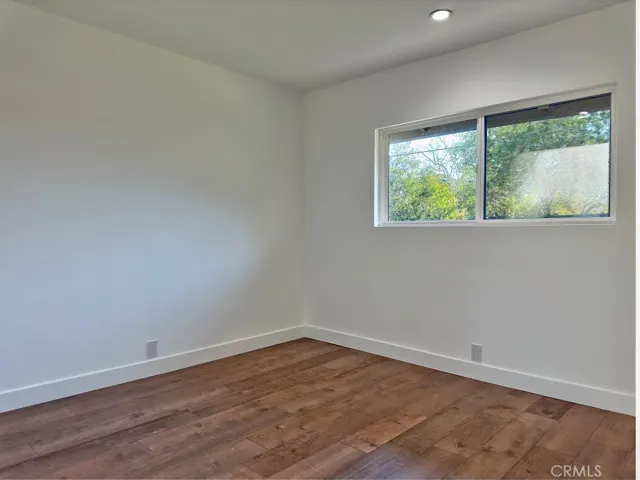 190 E Gainsborough Road, Thousand Oaks, California 91360