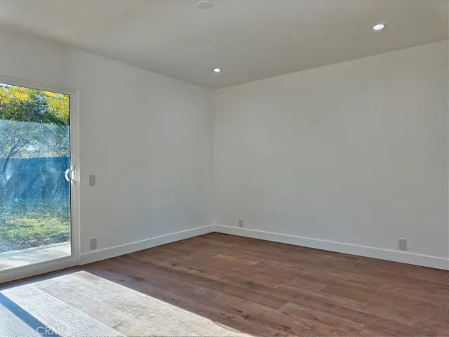 190 E Gainsborough Road, Thousand Oaks, California 91360