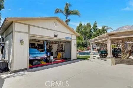2367 Fox Ridge Way, Upland, California 91784
