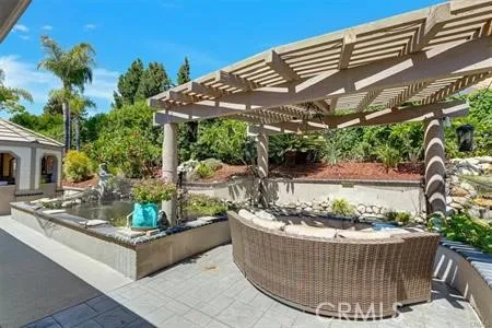 2367 Fox Ridge Way, Upland, California 91784