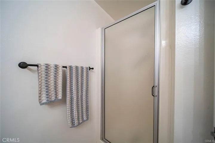 2nd Bath Shower
