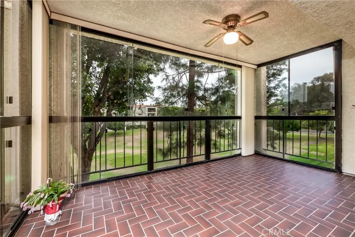 5519 Paseo Del Lago E 2b, Laguna Woods, California 92637