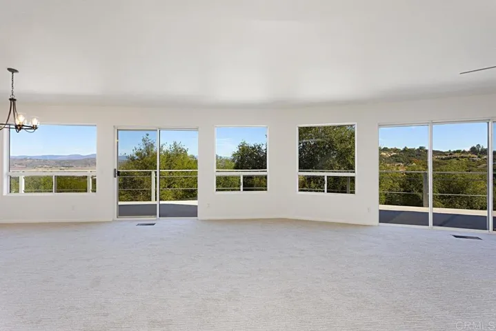 17053 Quail Crossing, Ramona, California 92065