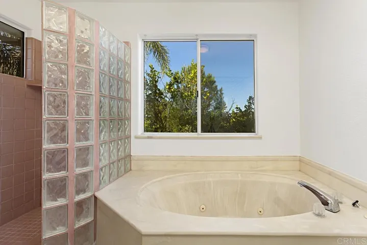 17053 Quail Crossing, Ramona, California 92065