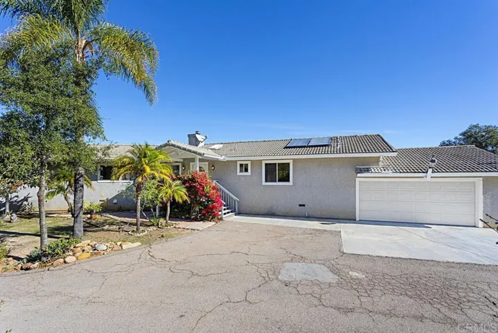 17053 Quail Crossing, Ramona, California 92065