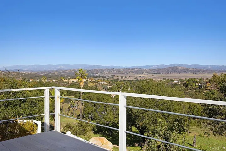 17053 Quail Crossing, Ramona, California 92065