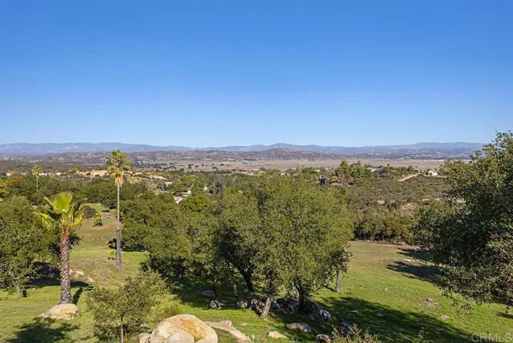 17053 Quail Crossing, Ramona, California 92065