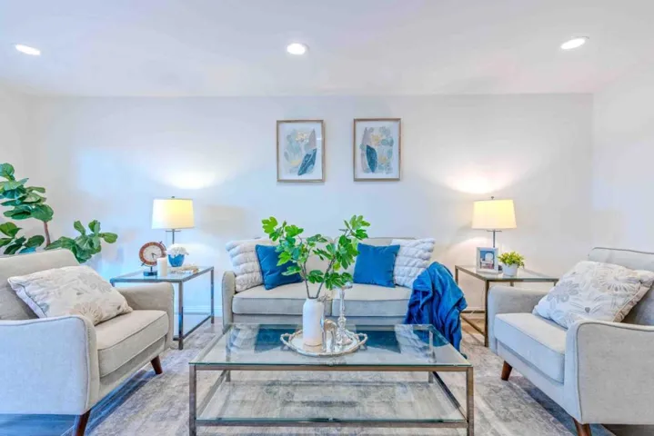 255 S Rengstorff Avenue 23, Mountain View, California 94040
