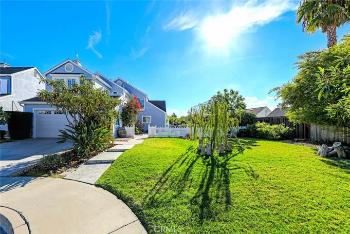 20975 Sequoia Lane, Mission Viejo, California 92691